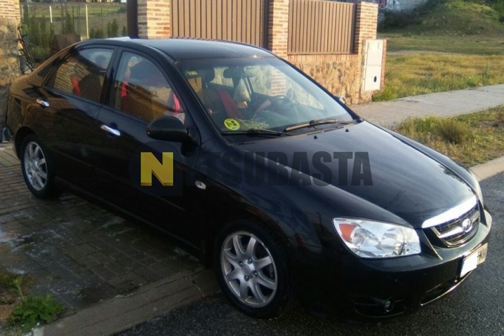 Фото Kia Cerato (Spectra) хэтчбек 2004 - 2007