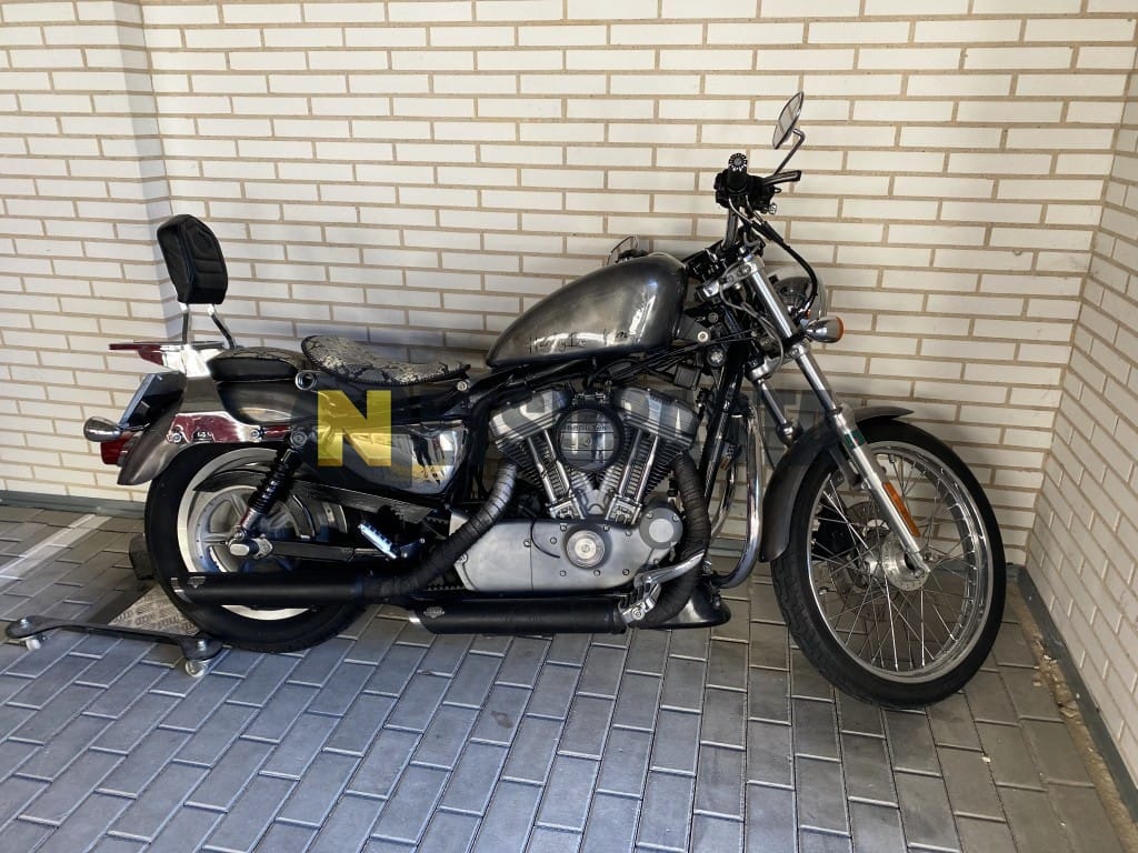 571883c