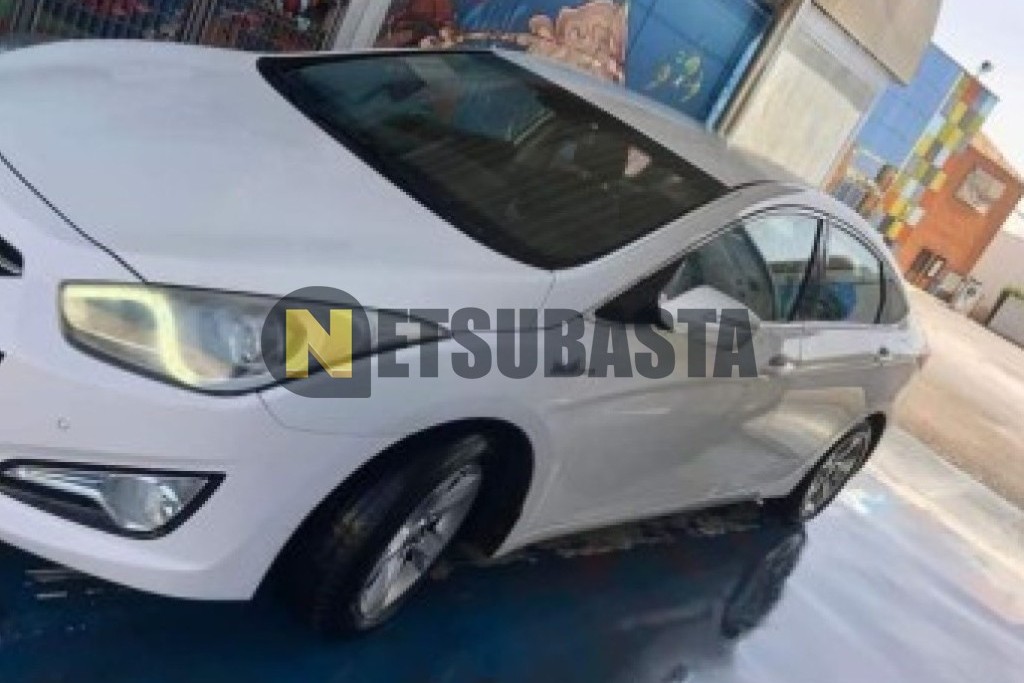 Hyundai i40 1.7 CRDi 2013