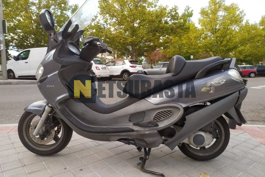 Piaggio X9 EVOLUTION 125 2006