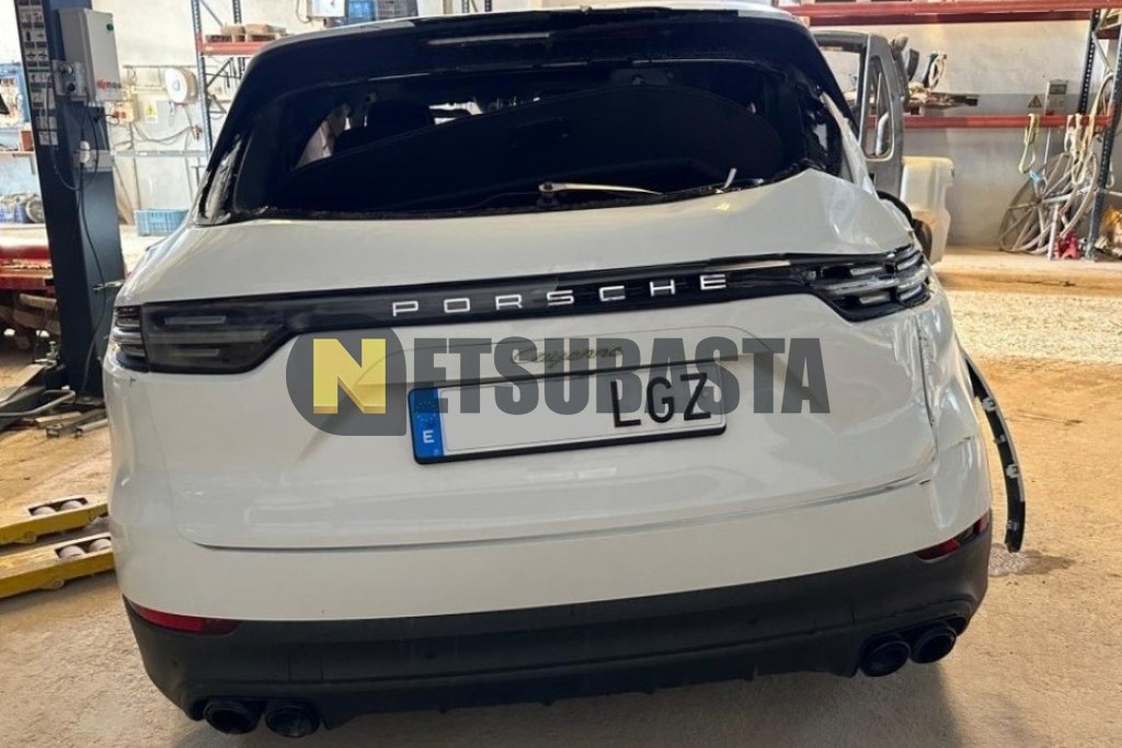 Porsche Cayenne E-Hybrid 2020