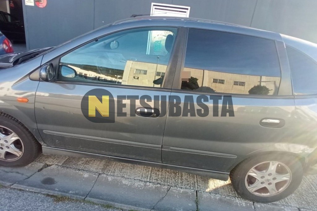 Nissan Almera Tino 2.2 dCi 2004