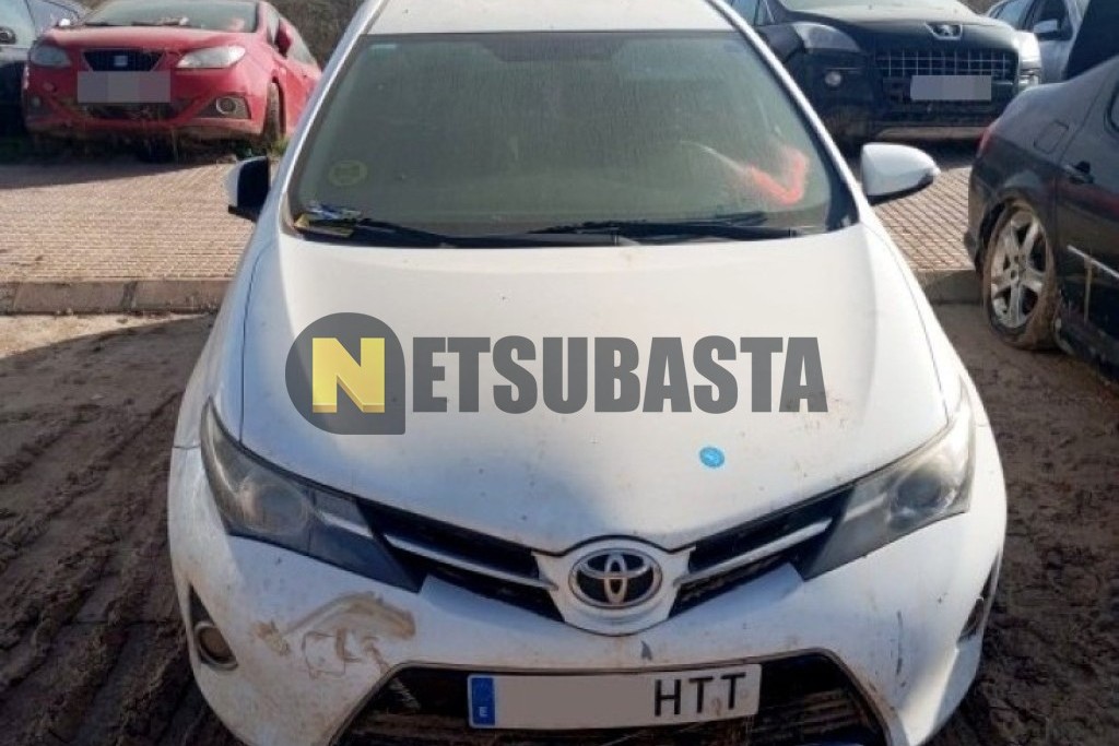 Toyota Auris 90D 2013