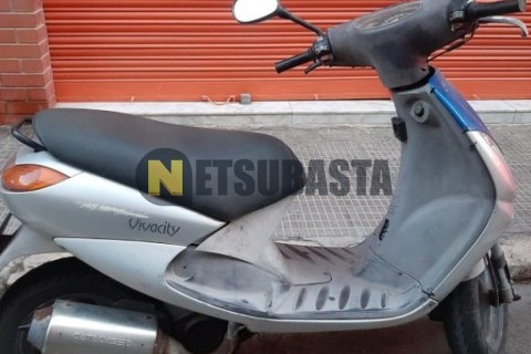 Suzuki Burgman 400 2004