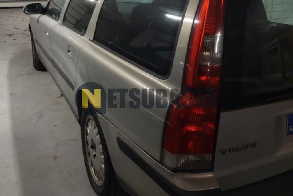 Volvo V70 2.5D 2001