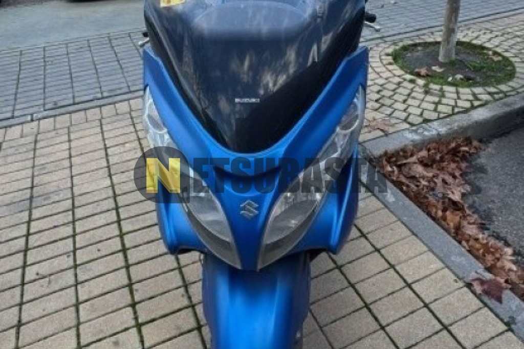 Suzuki Burgman 400 2008