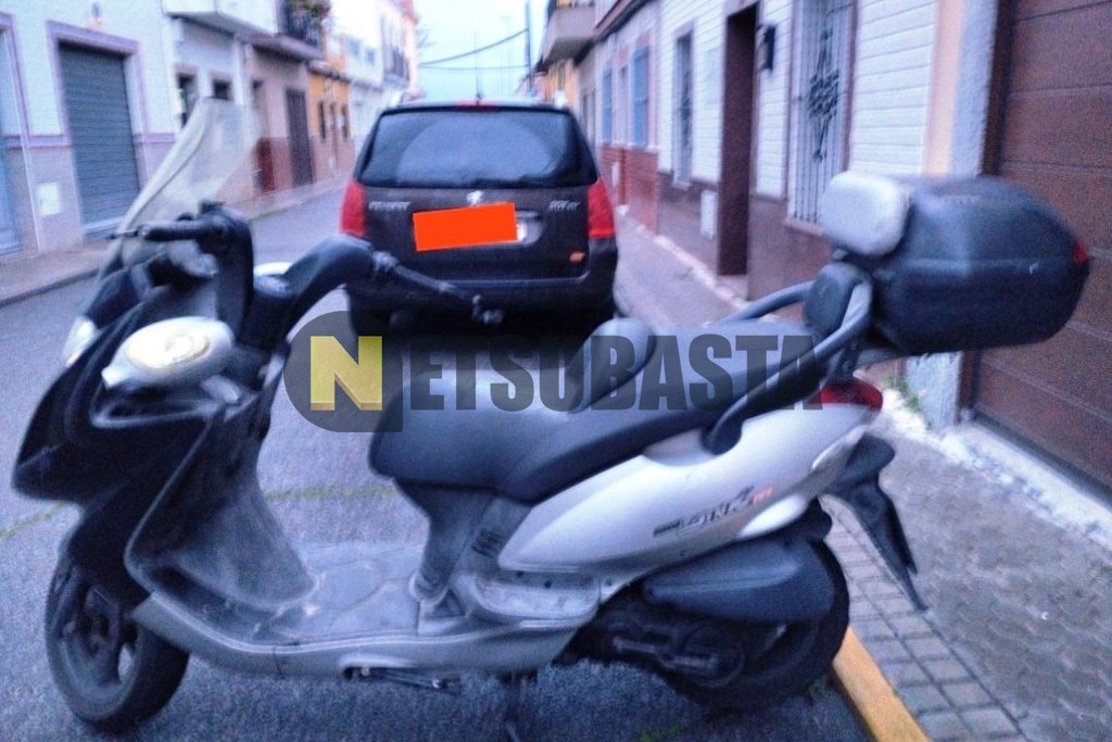 Kymco Grand Dink 125 2008