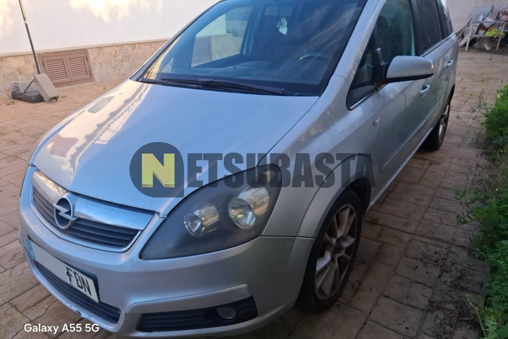 Opel Zafira 1.9 CDTi 8v 2006