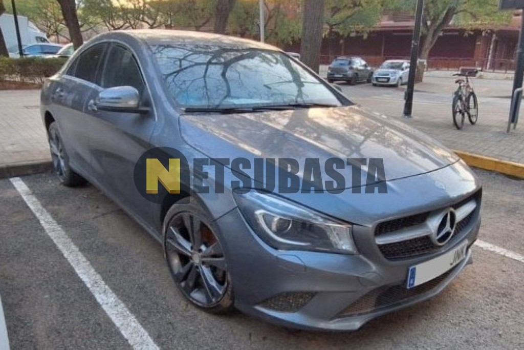 Mercedes-Benz CLA 200 d 7G-DCT 2016