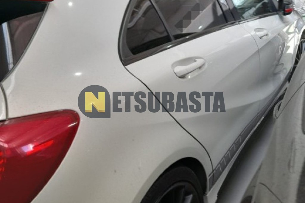 Mercedes-Benz A 45 AMG 4MATIC 2013