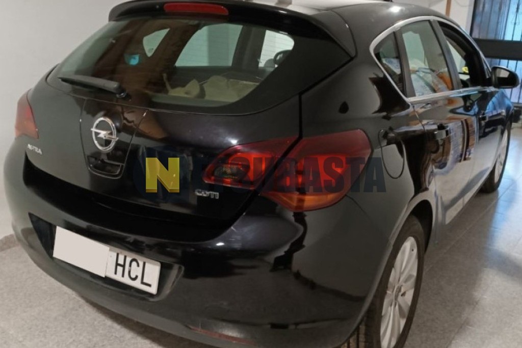 Opel Astra 1.7 CDTi 2011