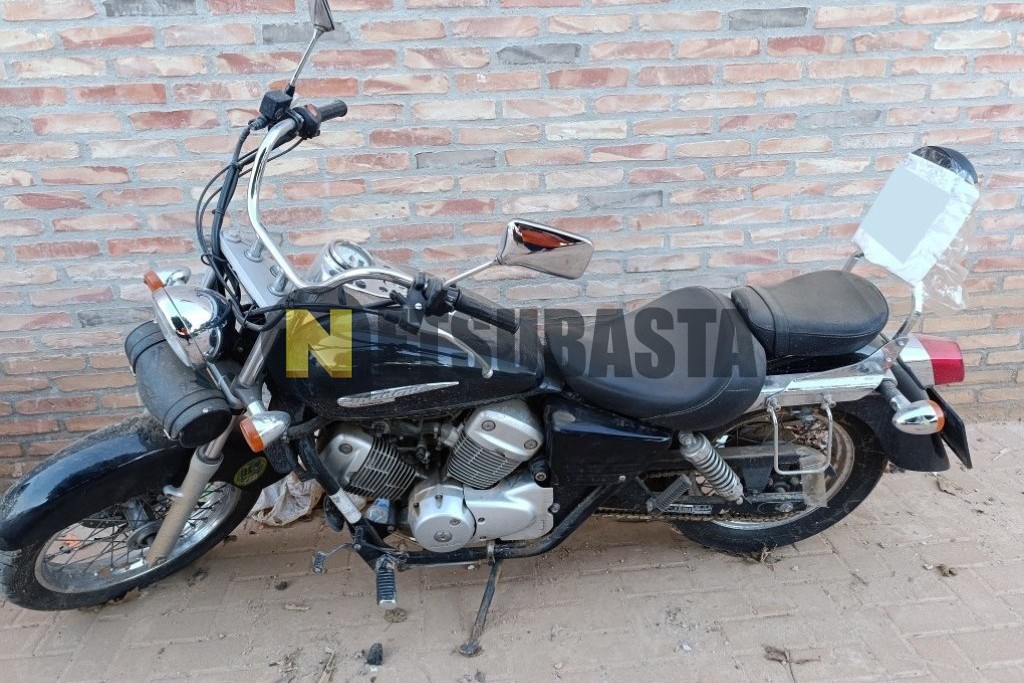 Honda Shadow VT 125 2004