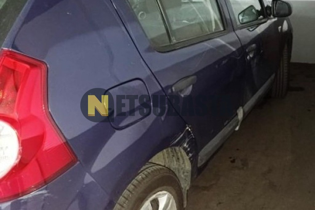 Dacia Sandero 1.2 16v 2010