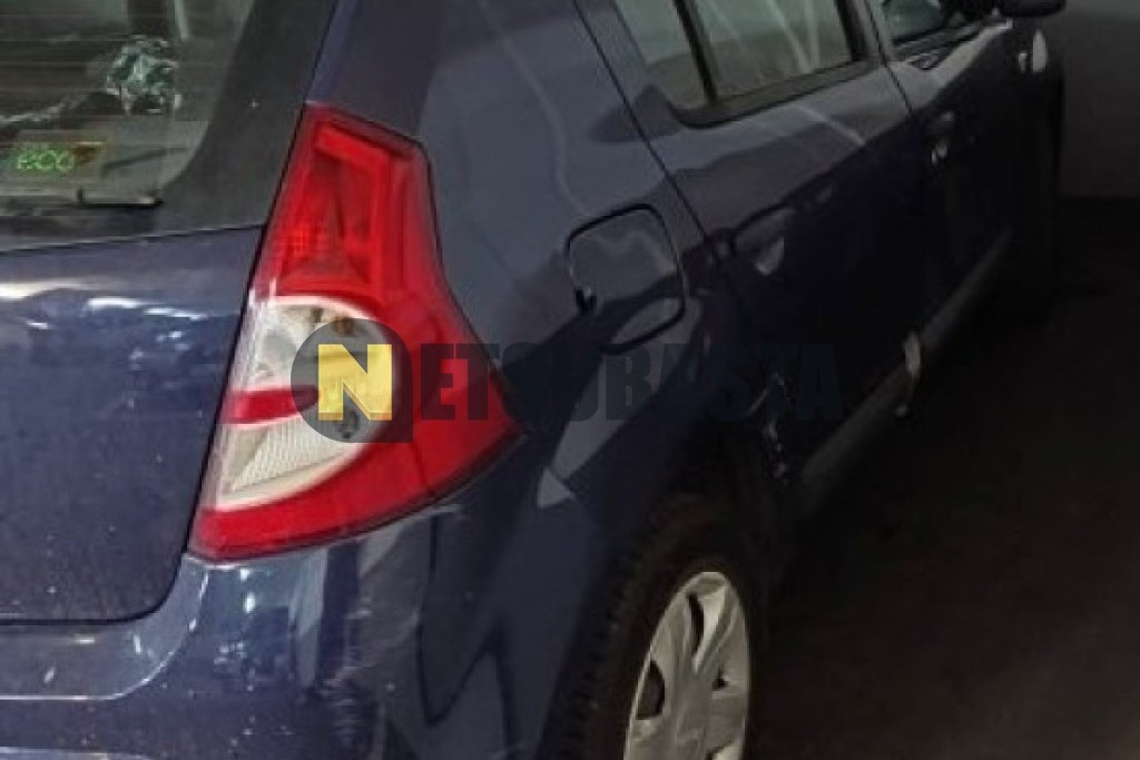 Dacia Sandero 1.2 16v 2010