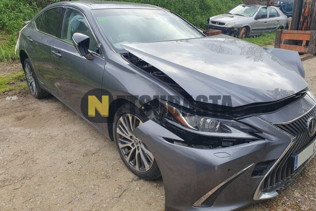 Lexus ES 300h 2019