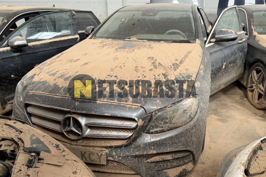 Mercedes-Benz E 220 d 9G-TRONIC 2017