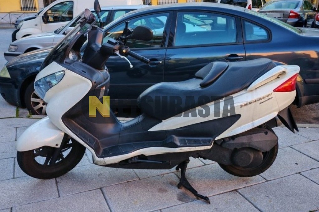 Suzuki Burgman 125 2013