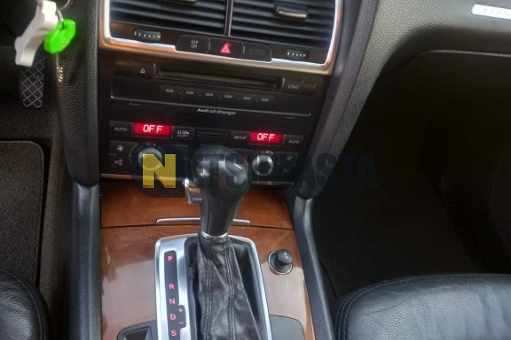 Audi Q7 3.0 TDI quattro tiptronic 6 vel. 2007