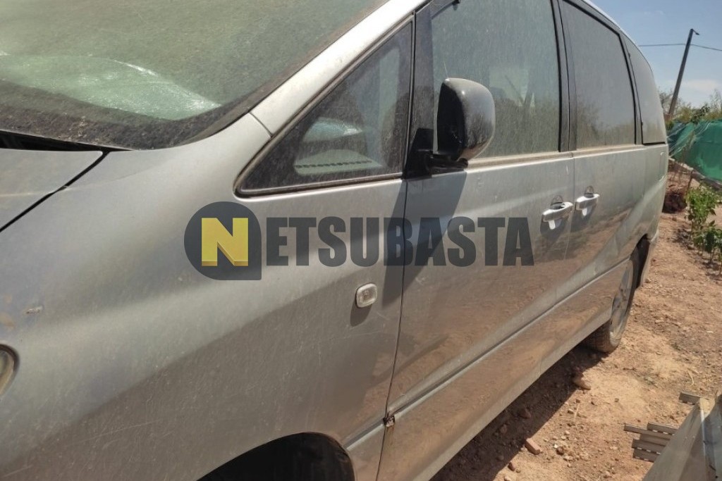 Toyota Previa 2.0 D4-D 2003