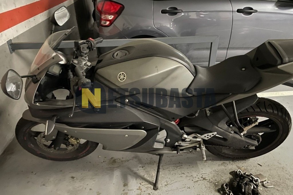 Yamaha YZF R 125 2012