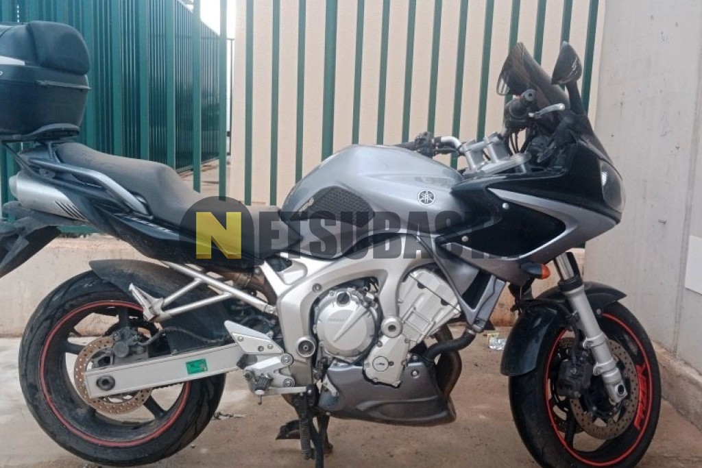 Yamaha FZ6 Fazer 2006