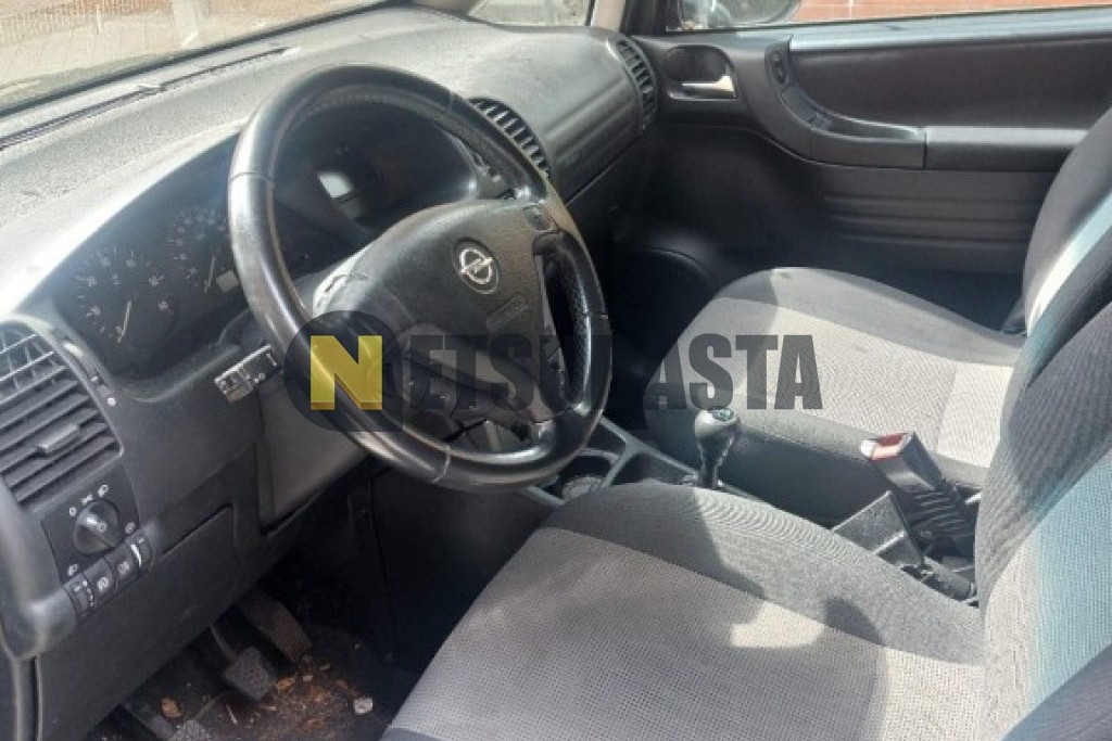Opel Zafira 2.0 DTi 2004