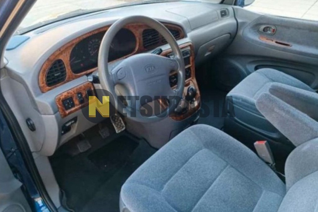 Kia Carnival 2.9 TDI 2001