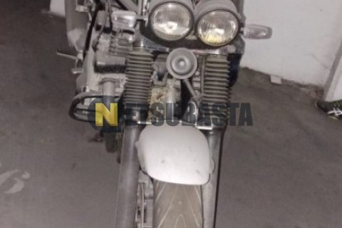 Suzuki AN 250 Burgman 2001