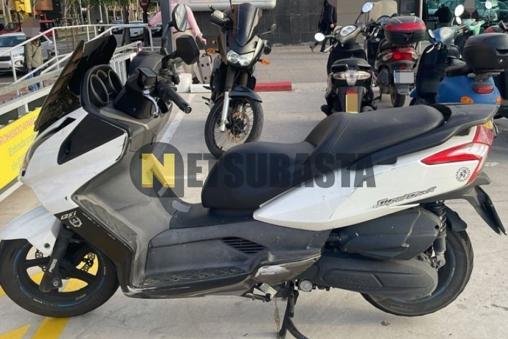 Kymco Super Dink 125i ABS 2013