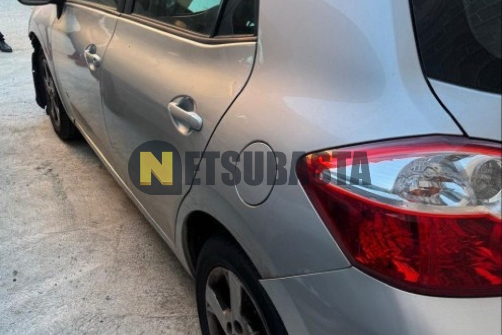 Toyota Auris 1.4 D-4D DPF 2011