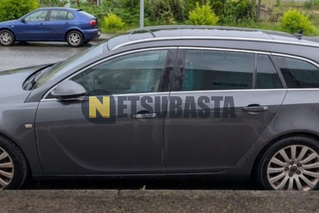 Opel Insignia Sports Tourer 2.0 CDTI 2010