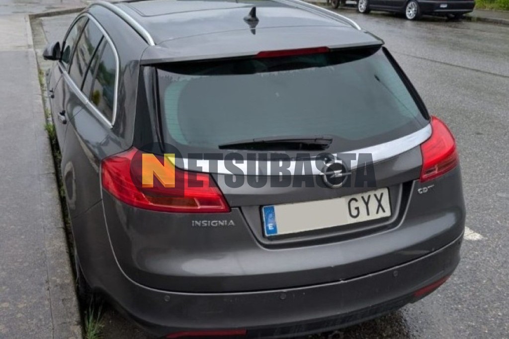 Opel Insignia Sports Tourer 2.0 CDTI 2010