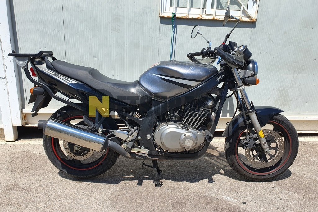 Suzuki GS 500 2008