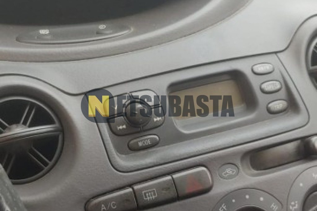 Toyota Yaris 1.3 2000