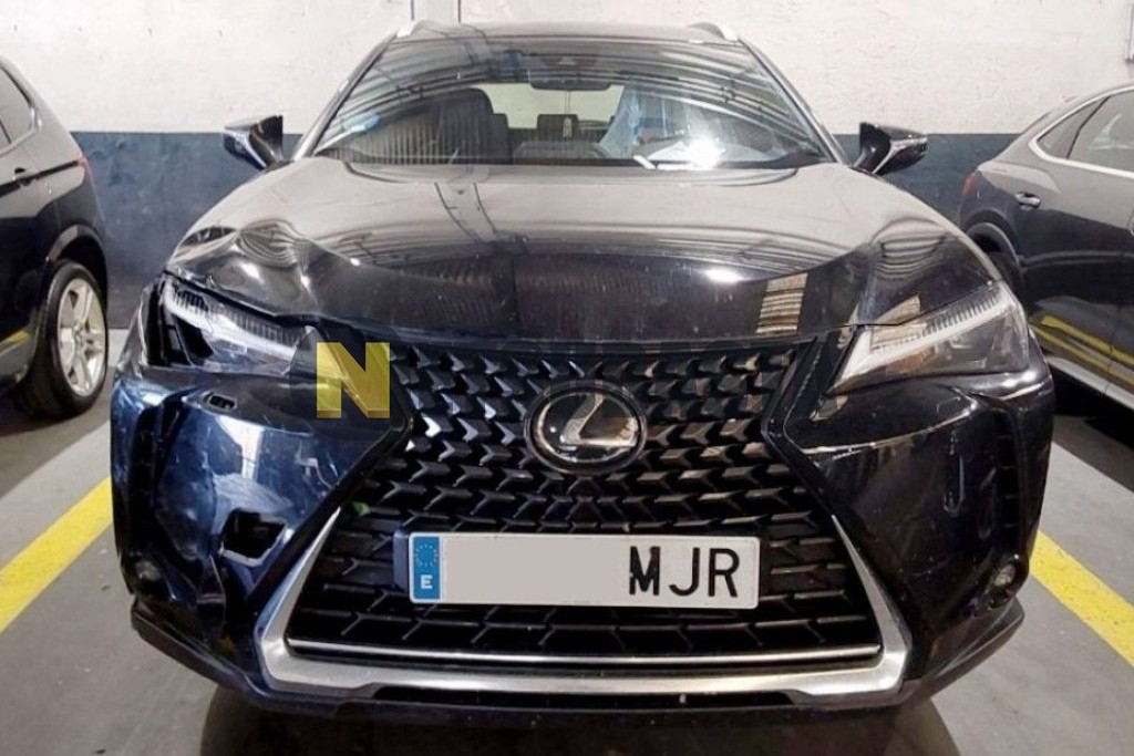 Lexus UX 250h 2023