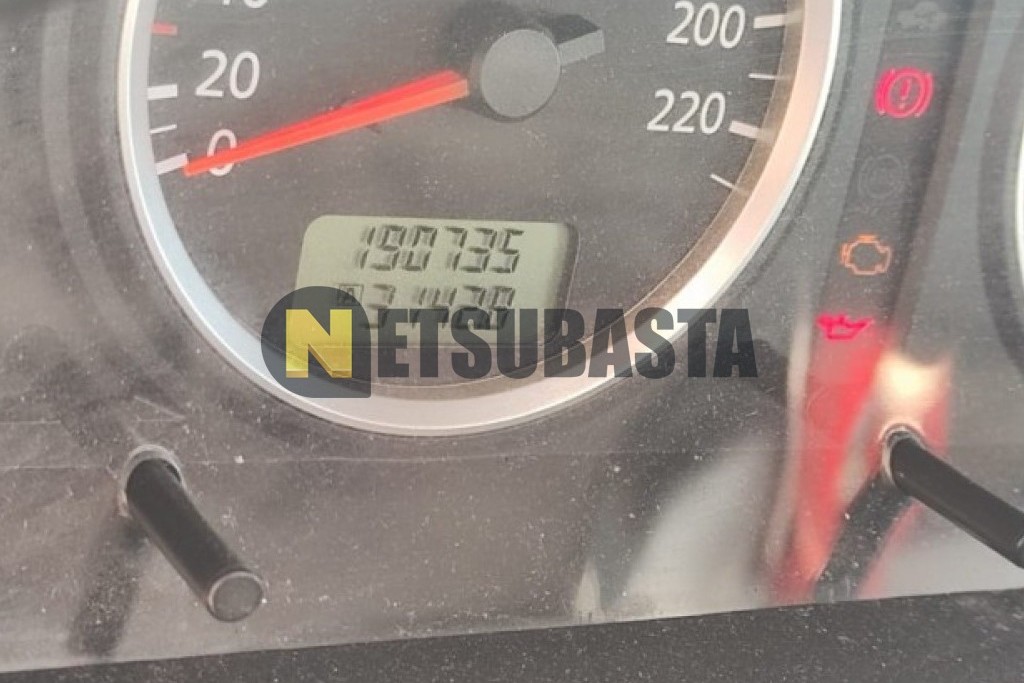 Nissan Almera 2.2dCi 2004