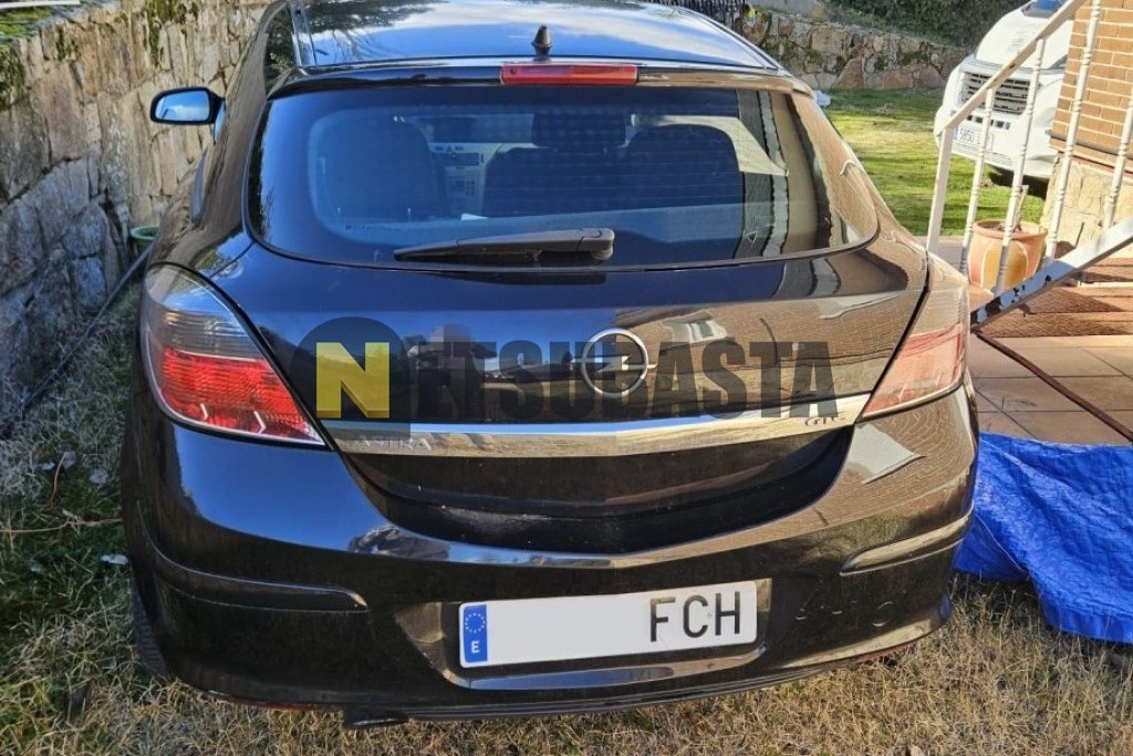 Opel Astra GTC 1.9 CDTi 2006