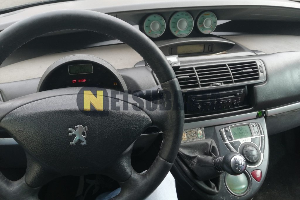 Peugeot 807 2.0 HDi 2003