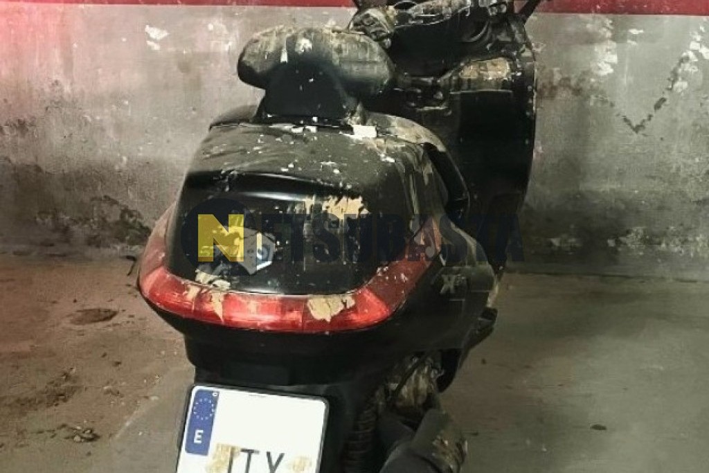 Piaggio X EVO 125 2016