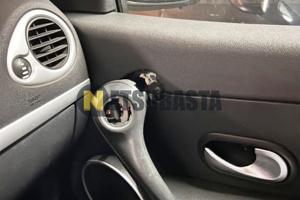 Renault Clio 1.4 16v 2005