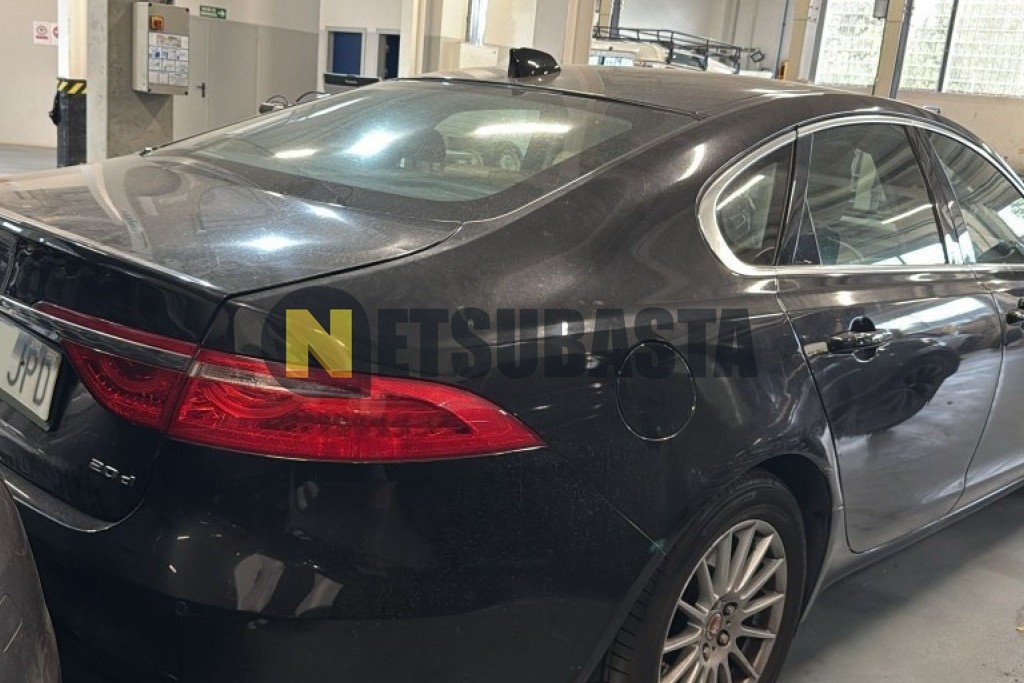 Jaguar XF 2.0 Diesel Auto 2016