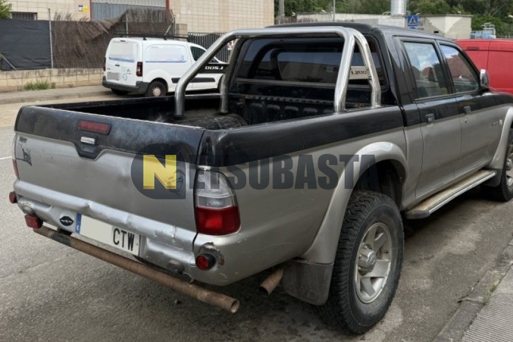 Mitsubishi L200 Doble Cabina 2.5 4X4 2004