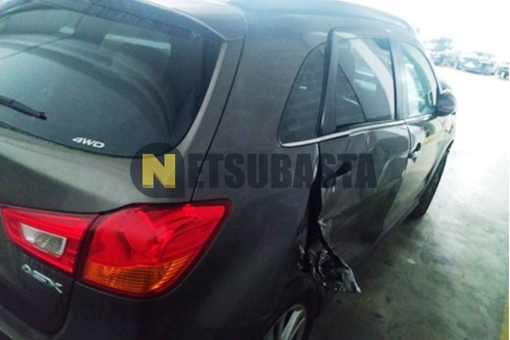 Mitsubishi ASX 220 4WD DI-D Aut. 2013