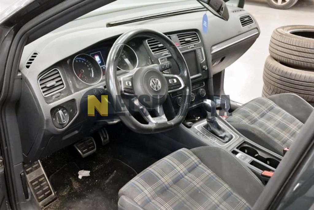 Volkswagen Golf GTE 1.4 TSI e-Power 2015