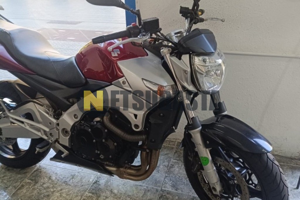 Suzuki GSR 600 2008
