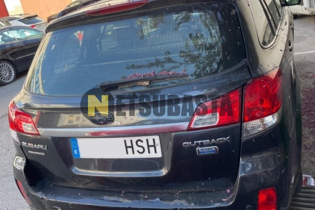 Subaru Outback 2.0 Boxer Diesel Lineartronic 2013
