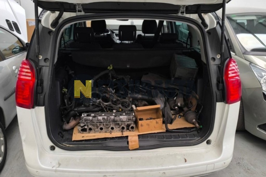 Peugeot 5008 1.6 HDi 2014