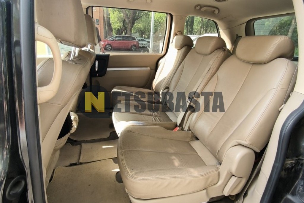 Kia Carnival 2.2 CRDi 2011
