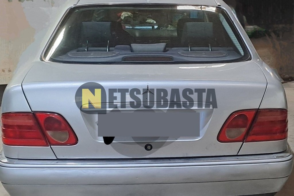 Mercedes-Benz E 220 CDI Aut. 1999