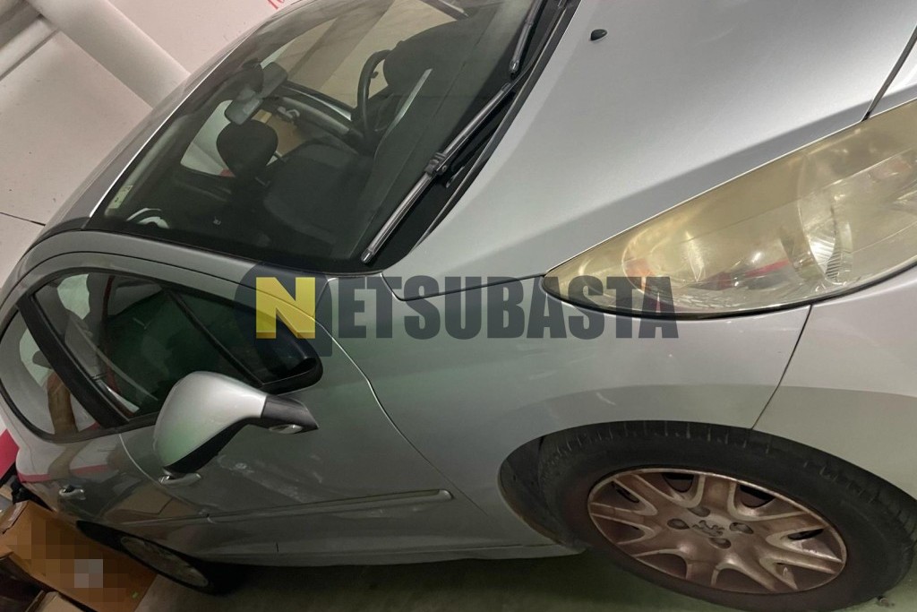 Peugeot 207 1.4i 2012